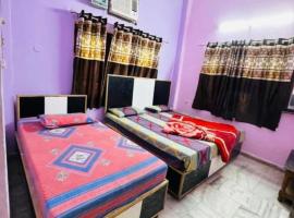 Ganga Hotels A Budget Stay At Harki Pauri Road, khách sạn ở Haridwār