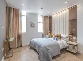 The Pocklington Aparthotel - Luxury 1 & 2 Bed Serviced Apartments, City Centre, Perfect For Families, Contractors and Businesses
