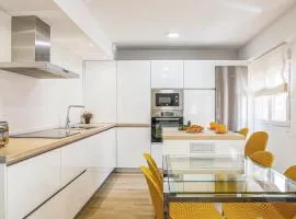 Lovely Apartment In Almeria With Wifi