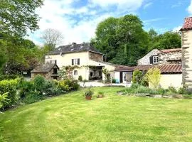 Lovely Home In Jouqueviel With Swimming Pool