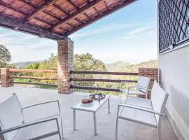 Lovely Apartment In Laureana Cilento With Wifi
