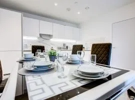 2BR Flat - Walk to Elizabeth Line - Free Parking