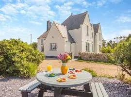5 Bed in Llangwnadl oc-c29473
