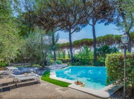Beautiful Home In Ciampino, Hotel in Ciampino