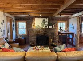 The Gate House Cozy Route 66 Cabin In Edmond