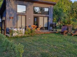 Lodge para parejas con jacuzzi hidromasaje, Hotel in Panguipulli