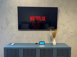 Urban Loft 01 - Com Ar Condicionado e Carregador Veicular Gratis, hotel din Londrina