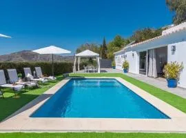 Cortijo Entre Pueblos Competa by Ruralidays