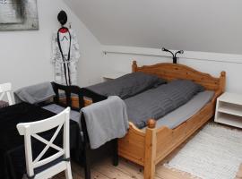 1st floor 2 rooms with kitchenette, hotel v mestu Store Heddinge