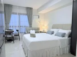 Luxe City Studios near Mall, JTower Residences