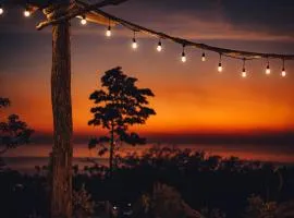 Laeley 1,000 miles resort