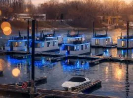 Prestige Yacht Resort Budapest