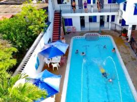 Hotel Los Delfines Melgar, hotel din Melgar