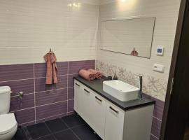 Brno in 20 min House with Pergola & Free parking, Hotel in Rosice