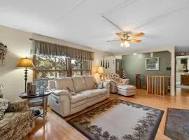 Prairie Creek Cabin Getaway