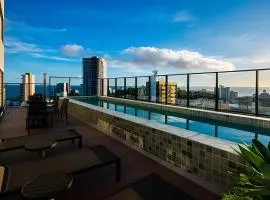 Carnaval! Piscina, academia & Mar