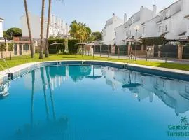 Preciosa casa con piscina y golf