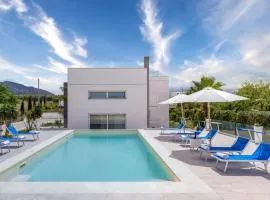 Villa Sikelia con fantastica piscina