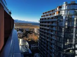 Batumi La Quinta - Sea & Airport View