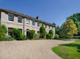 13 Bed in Tattingstone oc-tat26