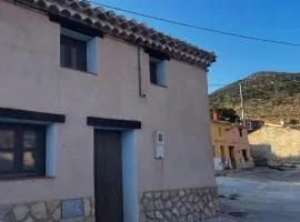 La casica de Pacone, Los Odres