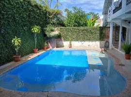 Managua Inn، فندق في ماناغوا