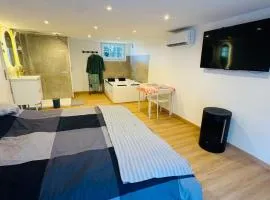 Love Room Jacuzzi Privatif à Martigues