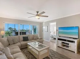 Crescent Royale Condominiums 201