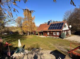 CABANA CASA LU'BACIU, hotel a Arpaşu de Sus