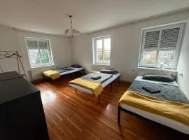 Familien und Handwerkerwohnung in Winnenden 6Betten