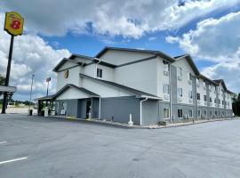 Super 8 by Wyndham Corbin KY, hotelli kohteessa Corbin