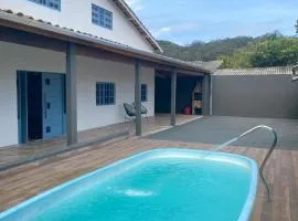 Casa Barê · Casa com piscina, 100 metros da praia Barequecaba