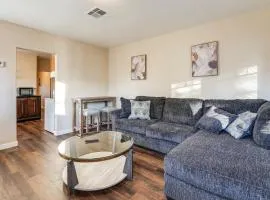 1 Mi to Dtwn, Chase Field! Getaway Near Light Rail