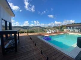 Stunning Kaipara Getaway, hotel u gradu Tinopai