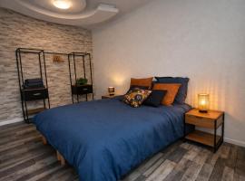 Le trio virtonnais, appart 7 personnes au coeur de la gaume, hotel en Virton