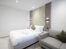 Newest Bantree Studio Apartment - Airport Residential