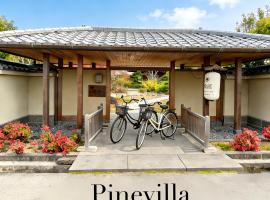 Kansai Airport Hotel Pine Villa, hotel i Kansai International Airport