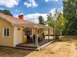 BLE954-Soelvesborg-Ljungvaegen-7404, hotel in Hällevik