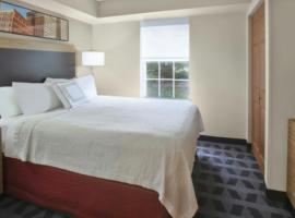 TownePlace Suites by Marriott Brookfield, hotel en Brookfield