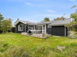 BL1147-Blokhus-Klintevej-11, hotel em Hune