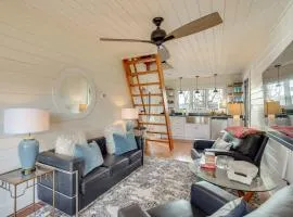 Dock & Serene Views, Lakefront Home in Chappells