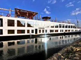 Hathor Dahabiya Cruise - Saturday from Luxor 4 Nights , Wednesday from Aswan 3 Nights & Available for Charter