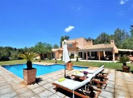 Villa Oasis, Private Pool, Tennis Court & Nature in Bunyola