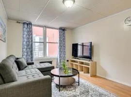 Easy Train Access! Quiet New York Commuter Apt