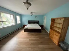 Bright, modern & spacious luxurious Master Bedroom in prime Golden village Richmond,