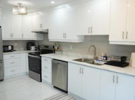 Large Family Favorite Spacious 6-Bedroom Home, hotel Bramptonban