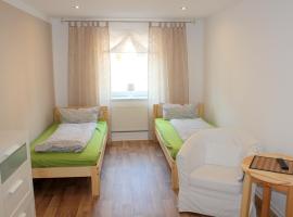 Doppelzimmer - Monteurswohnung - Arbeiterwohnung 4-8 Personen, hotel v destinaci Plaue