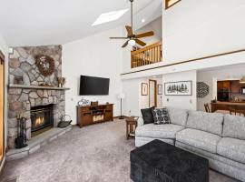 Ski-In Ski-Out SnowPine Village Townhouse, Hotel in Great Valley