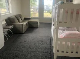 Hillview Farmstay Unit - Where Coast Meets the Sea