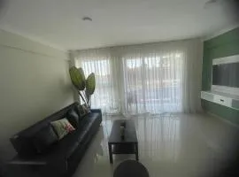 2 Bdrm, 1 Bath, Wifi, Near River and Beach, 4R